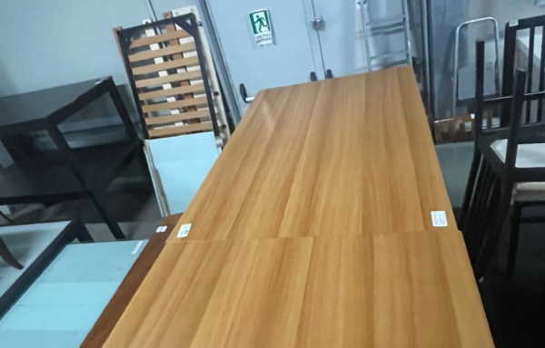 45419 Tavolo in legno apribile