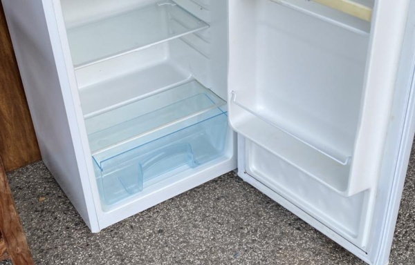 45687 Frigo piccolo Sekom